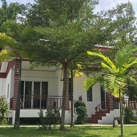 Tara House Hotel Ko Lanta Exterior foto